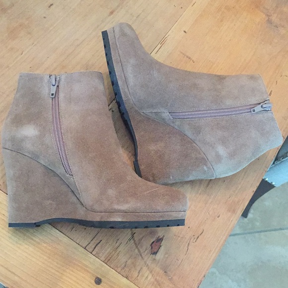 Van Eli tan suede booties - Picture 4 of 4